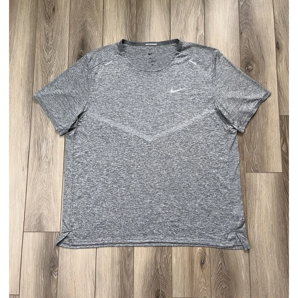Nike Running Dri-Fit Gray Short Sleeve Athletic Tee Mens Sz XL Stretch Gym